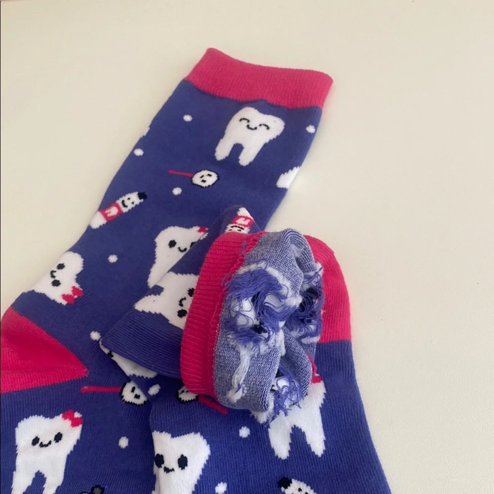 Fun Tooth Patterned Socks - Picture 3 of 6